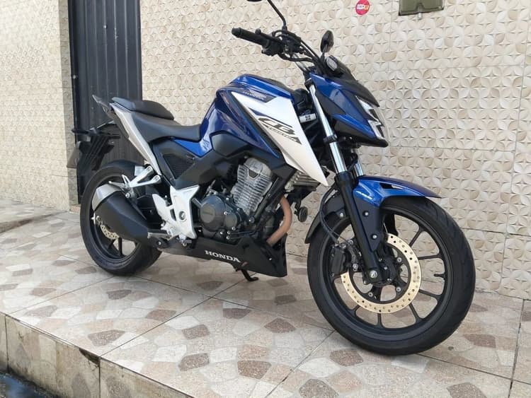Moto Twister