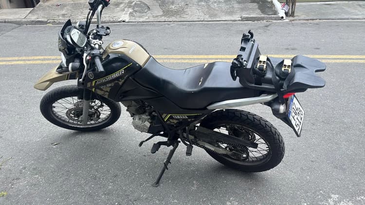 Crosser 