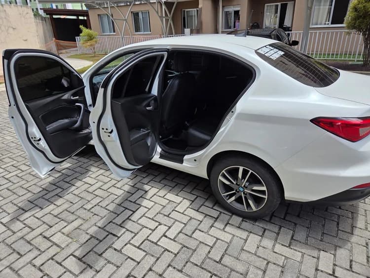 Fiat Cronos Precision 1.3 16V Flex Aut. 2025