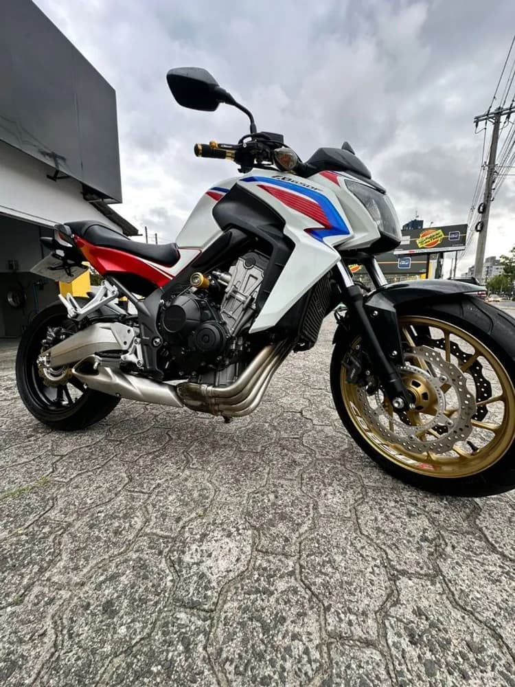 Cb 650f capitão América 