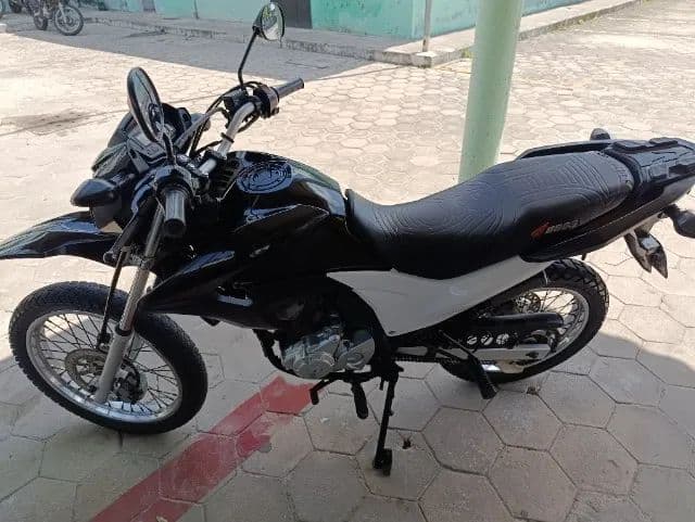 Moto muito nova