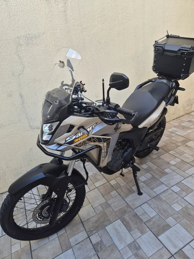 Sahara 300 adv  2024