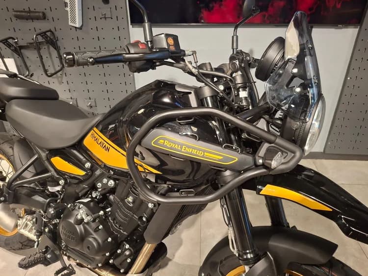 Himalayan Hanle Black 450cc - Amanda 