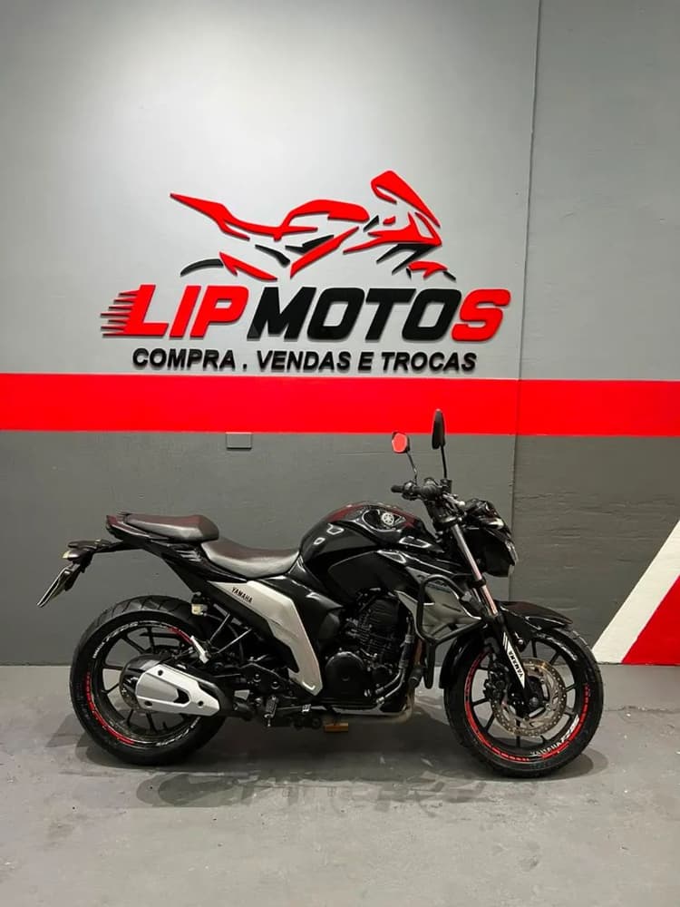 Fz 25  2020