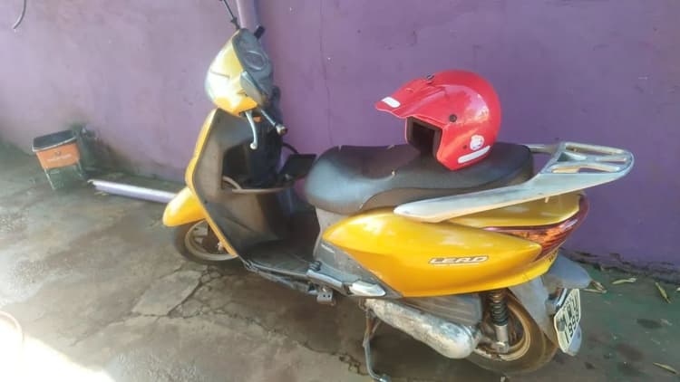 Moto Honda lead 