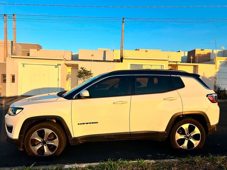 Jeep Compass Longitude 2.0 4X2 Flex 16V Aut. 2017