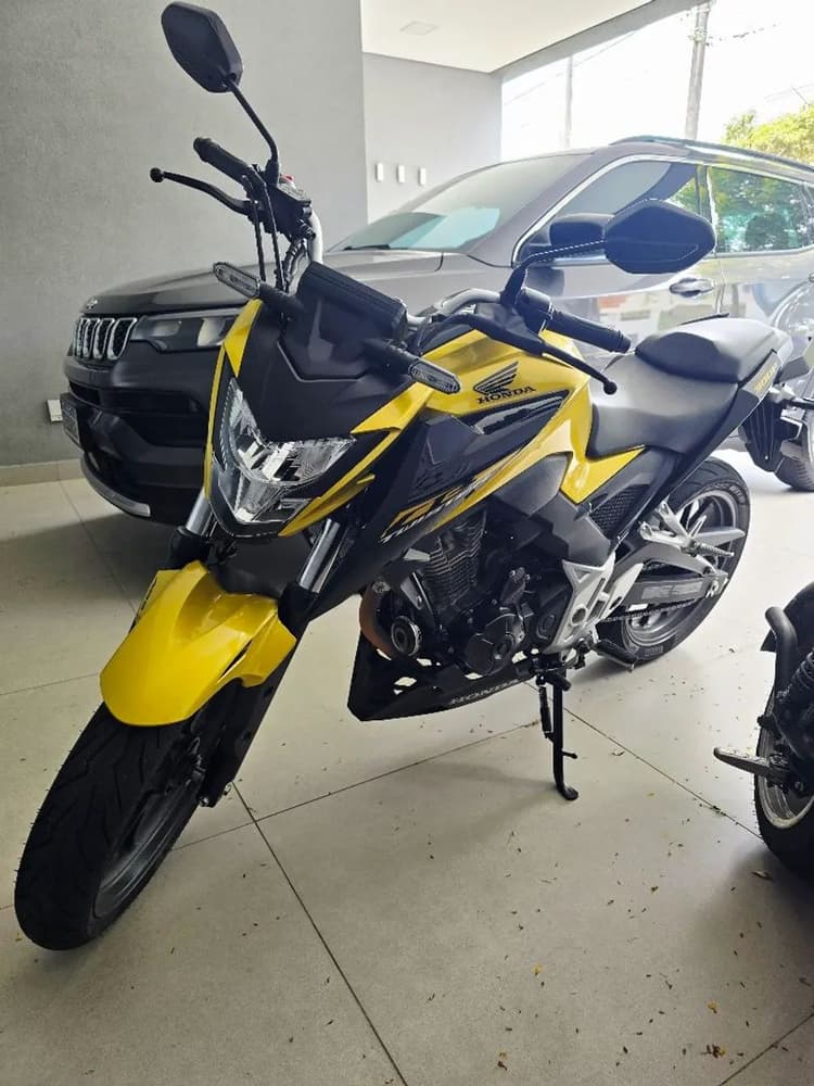 Honda CB 300 para exigentes