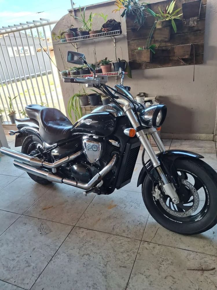 Vendo suzuki boulevard M800