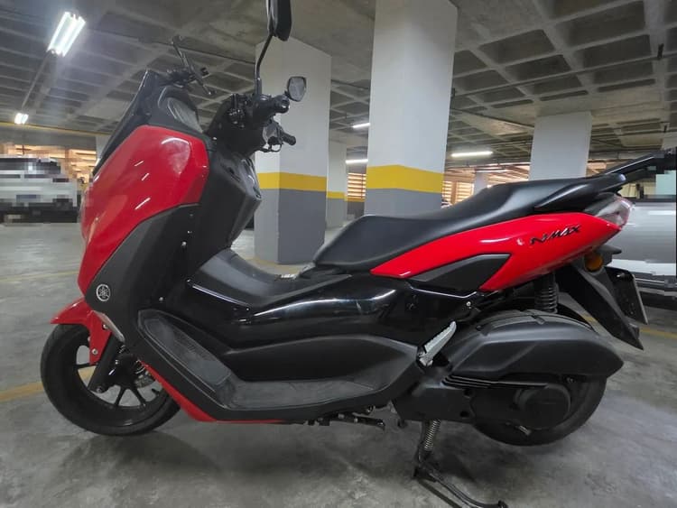 Nmax  com a menor km (quase de vitrine)