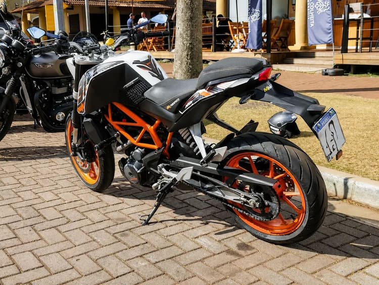 KTM 390