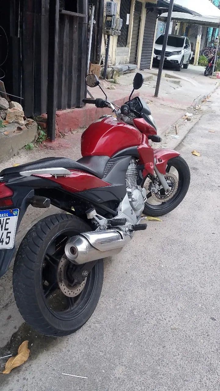 CB300R
