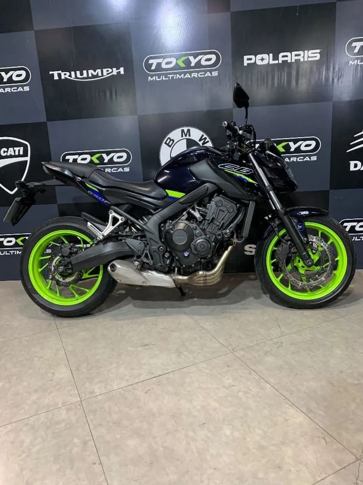 HONDA CB650F 2018 4 CILINDROS