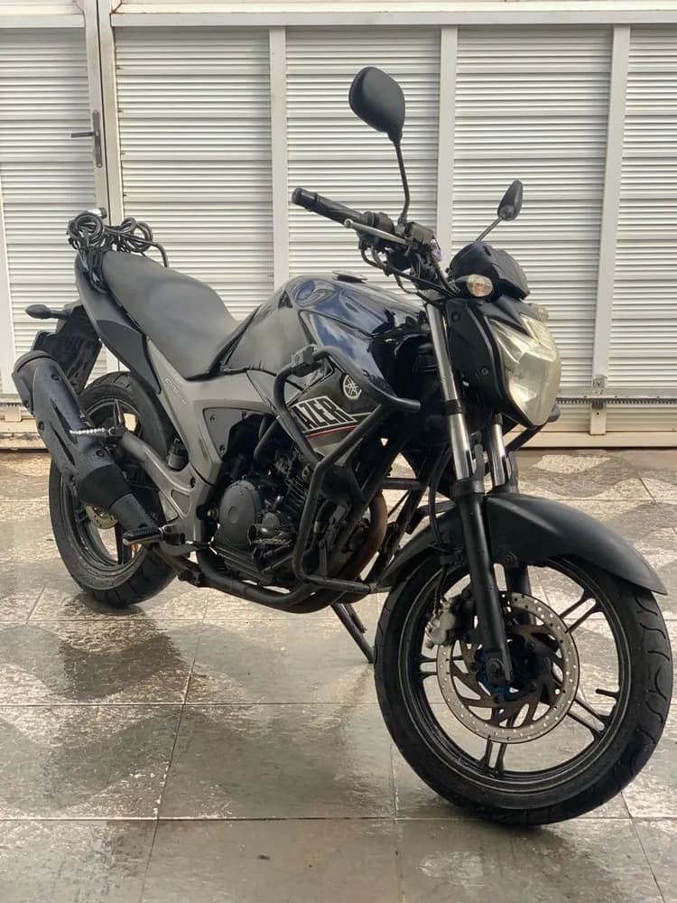 Fazer 250 2015
