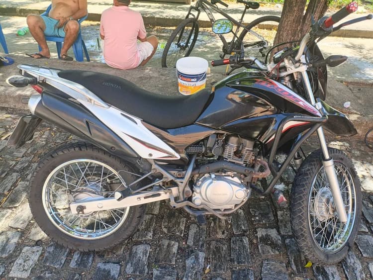 Bros 150 ano 2013, 2014