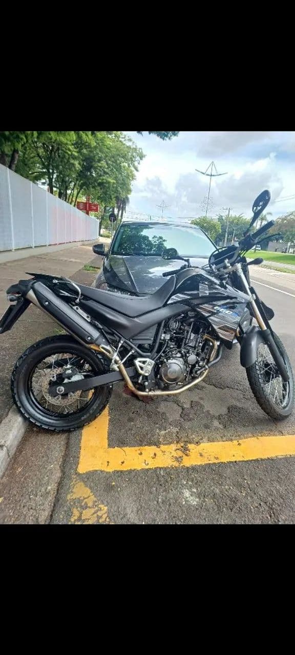 Xt660 zera! Preta e cromada! 