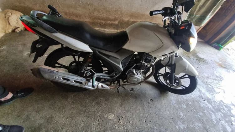 Moto 150 cilindradas