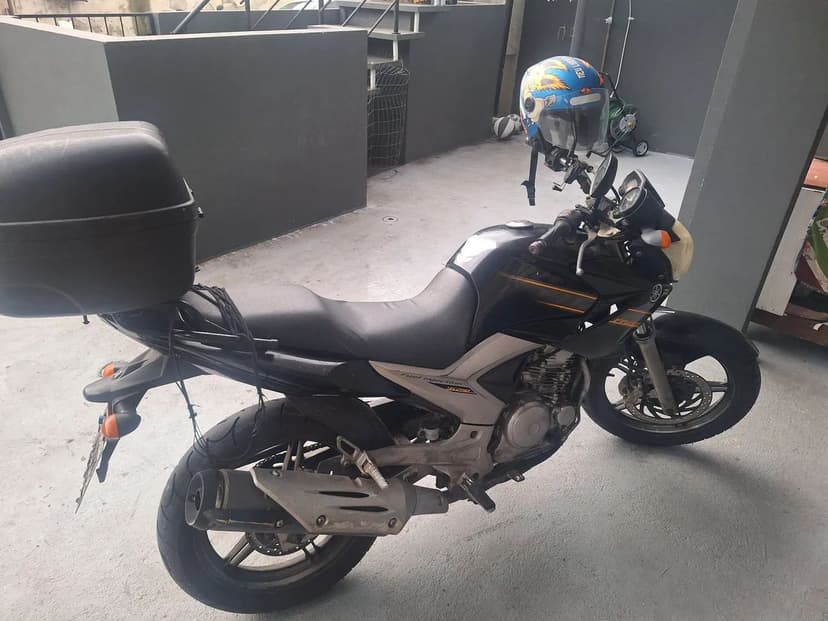 Fazer 250 2011