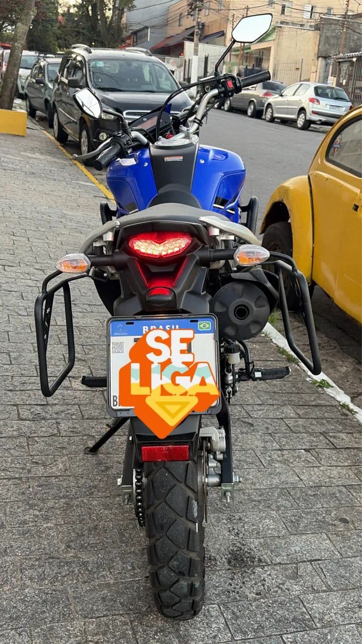 VENDO MOTO 