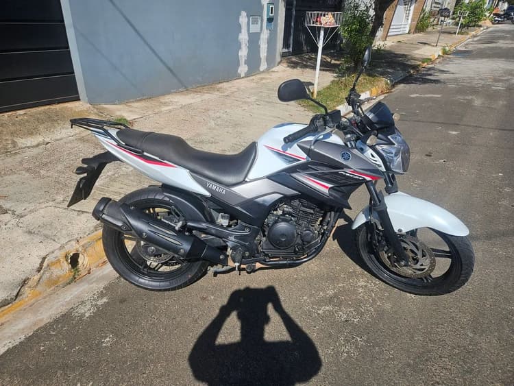 Fazer 250cc ótimo estado