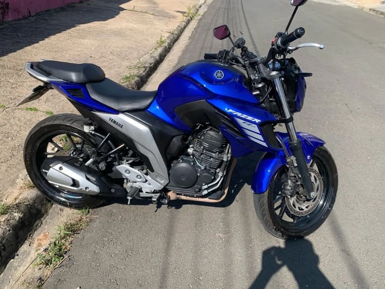 Fazer fz25