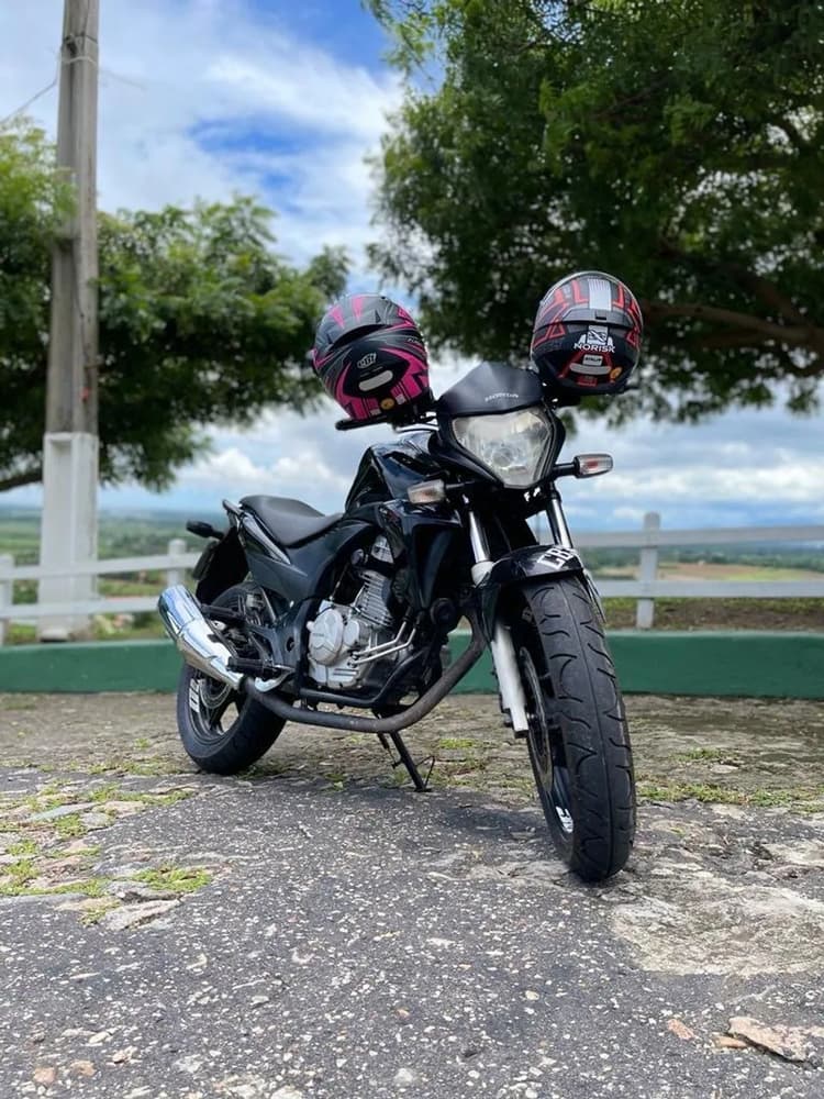 Honda CB300 