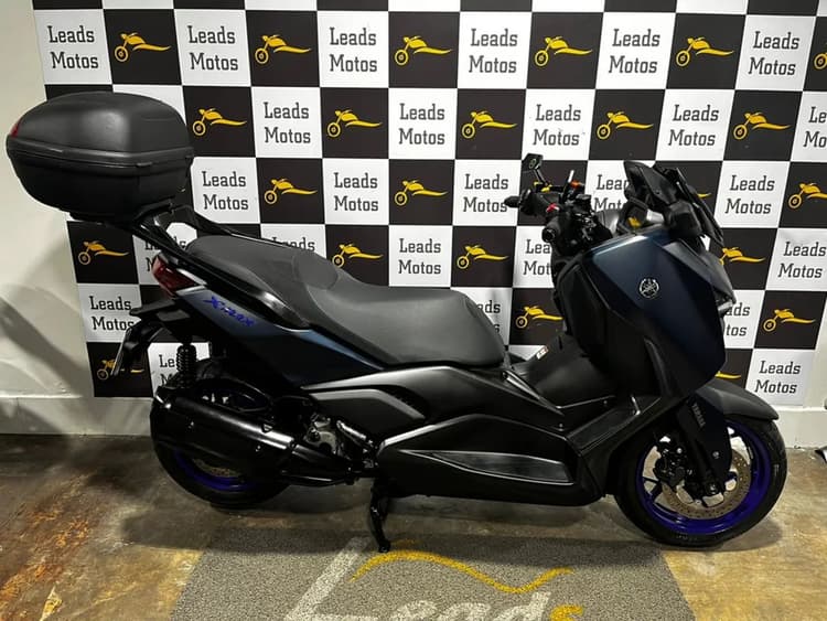 Yamaha XMAX 250 Connected