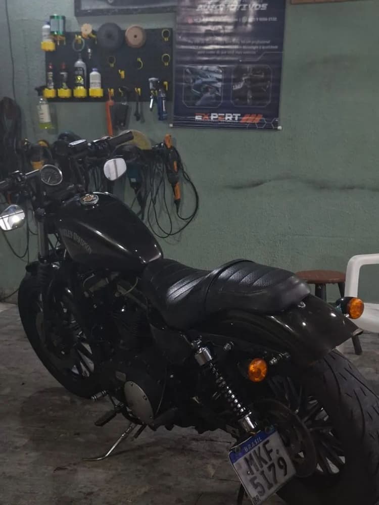 Harley Davidson 883