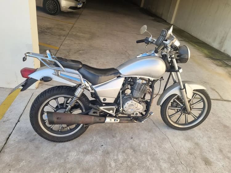 DAFRA KANSAS 150