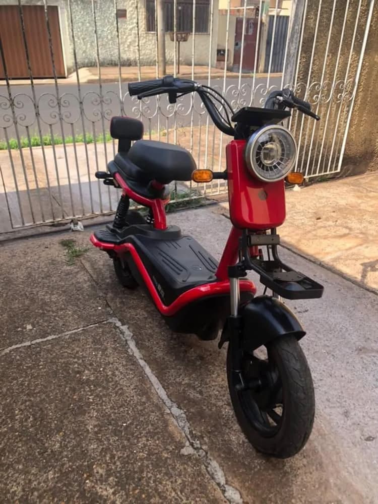 Scooter elétrica