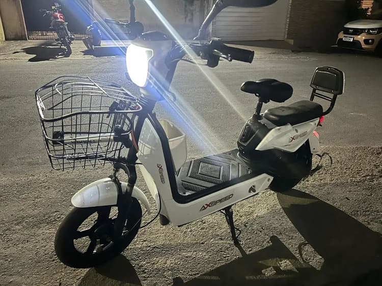 AX Speed Scooter Elétrica 48A