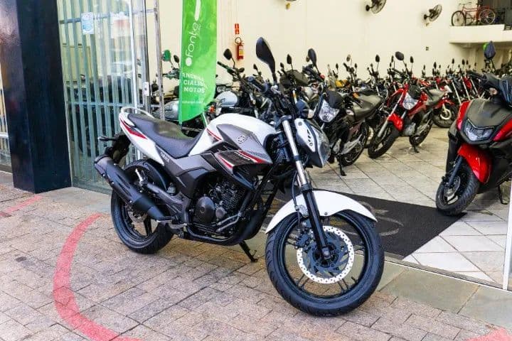 YAMAHA FAZER 250 2017 REF:G00