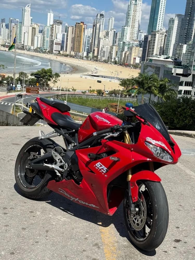 Triumph Daytona 675 