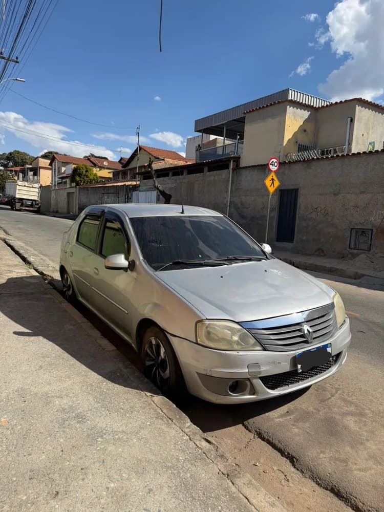 Renault Logan Expression Hi-flex 1.6 8V 4P 2012