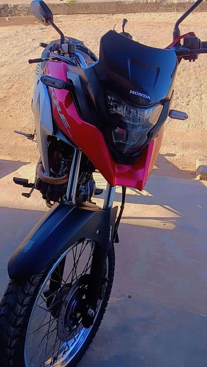 VENDO XRE 190 ANO 2025 NOVA 