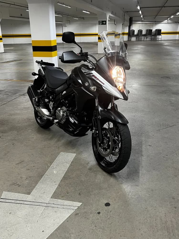 V-Strom 650xt 2019 muito nova