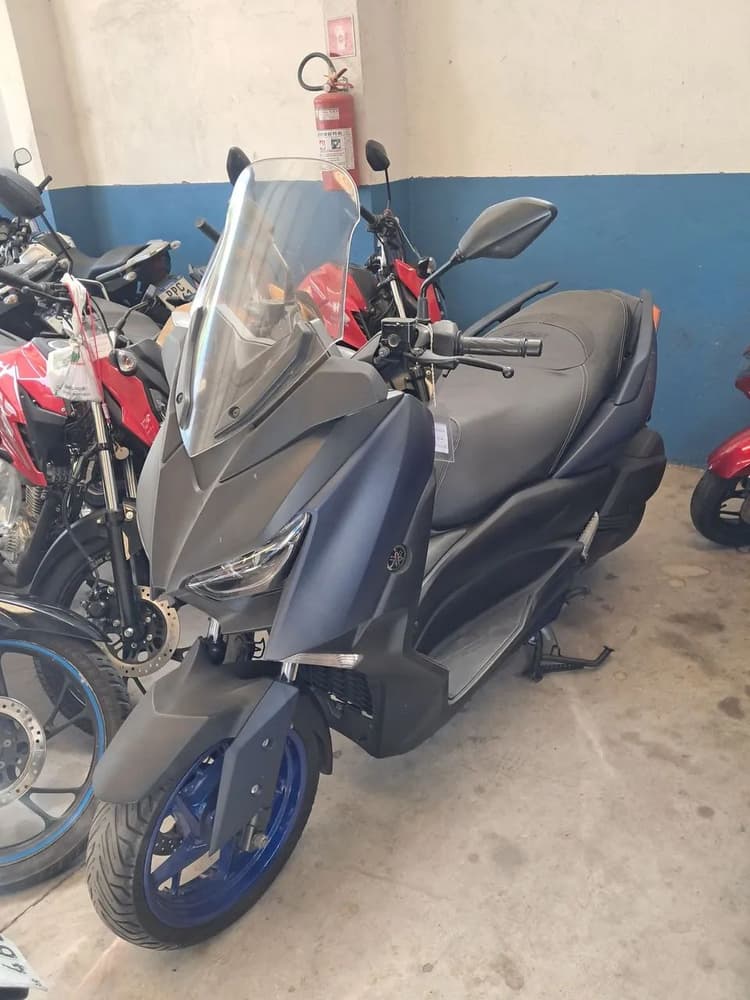 XMAX 250 2021