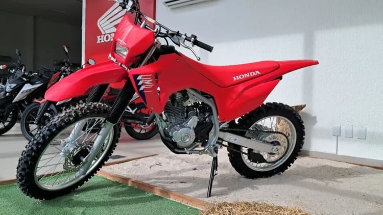 HONDA CRF 300F.