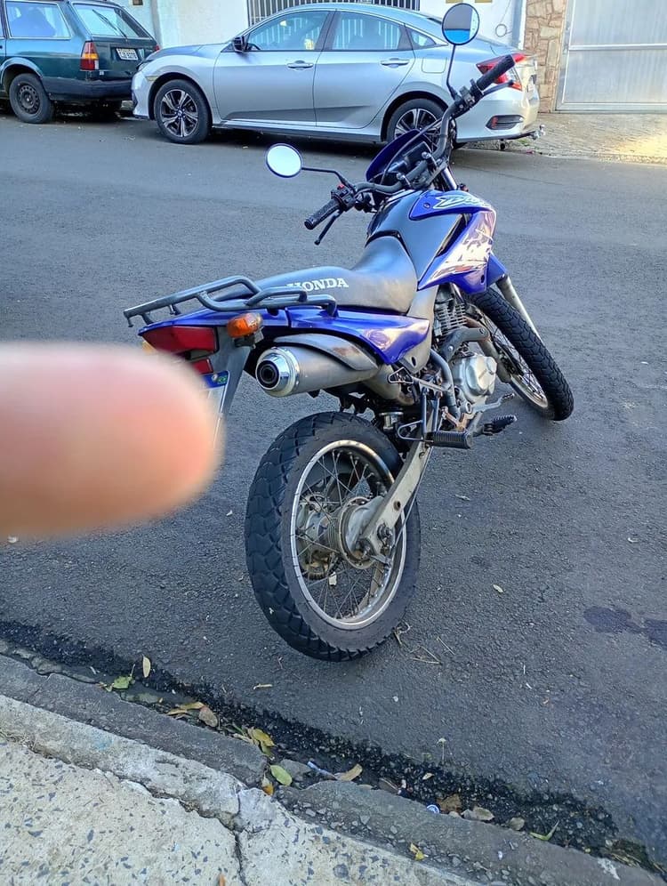 Moto a venda 