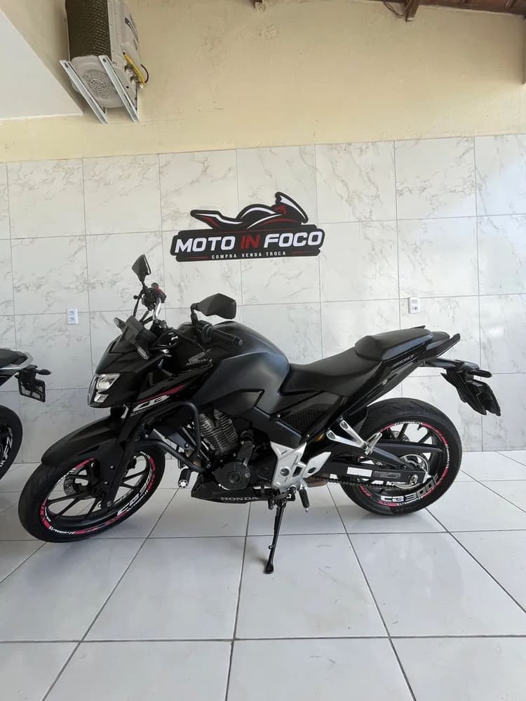 CB 300f