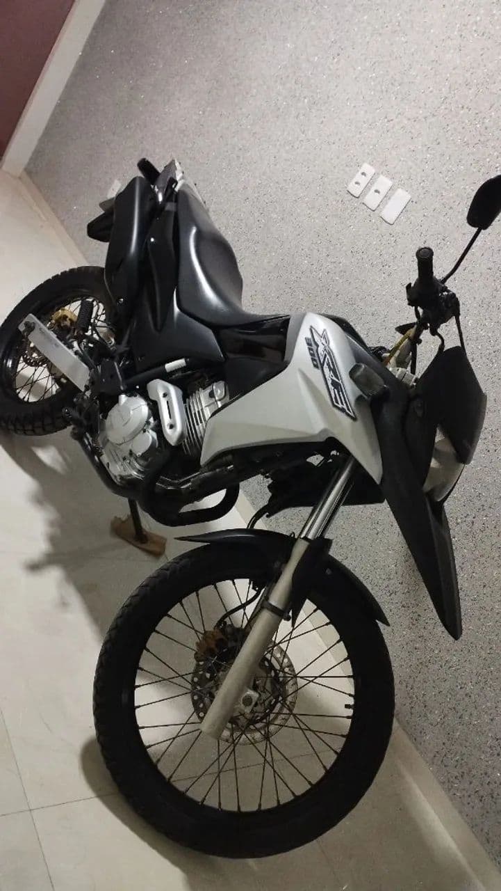 Xre 300