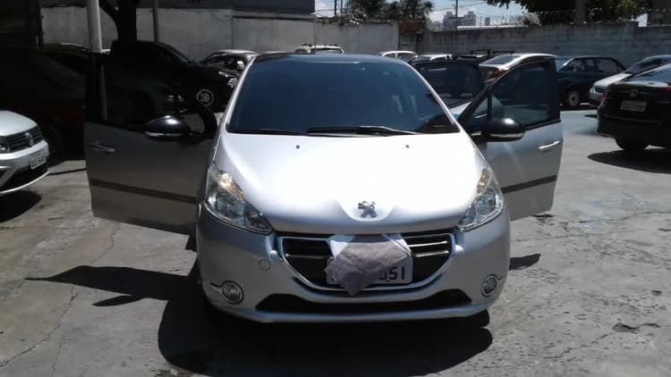 Peugeot 208 Active/active Pack 1.5 Flex 8V 5P 2014