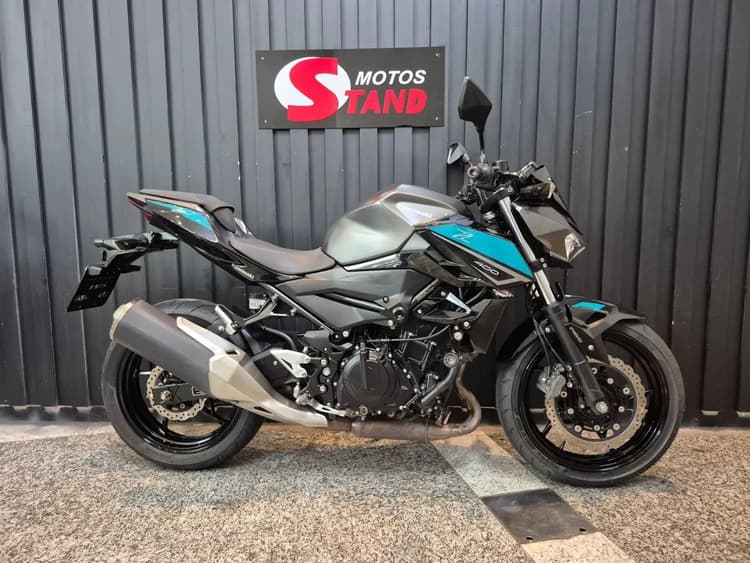 KAWASAKI Z400 