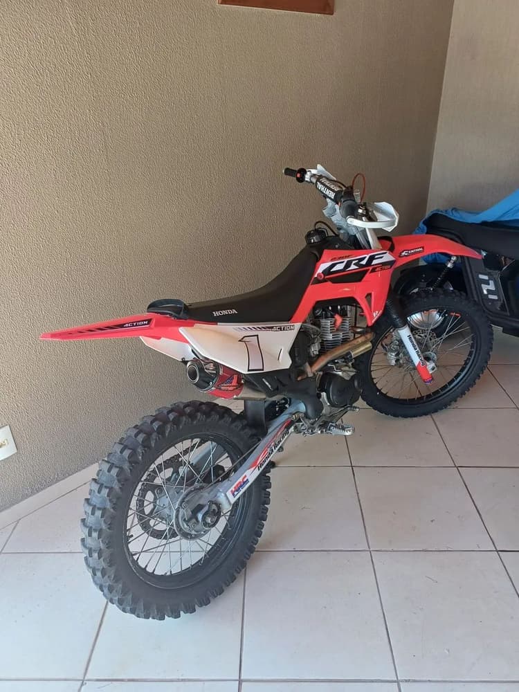 CRF 230 2017 - Motor 240cc 