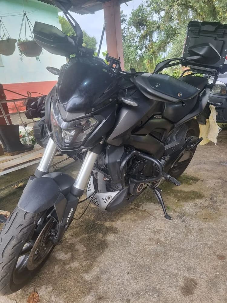 Dominar 400
