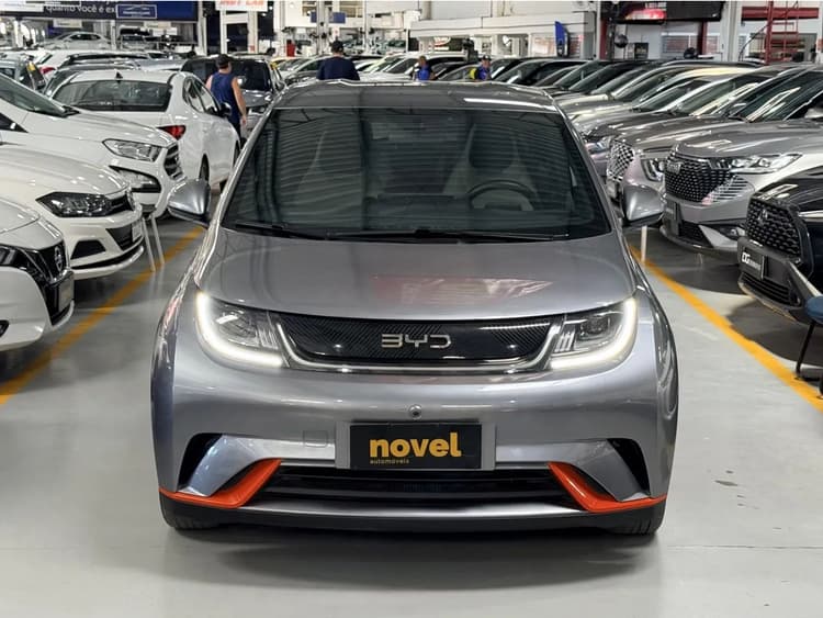 BYD Dolphin EV (Elétrico) 2026