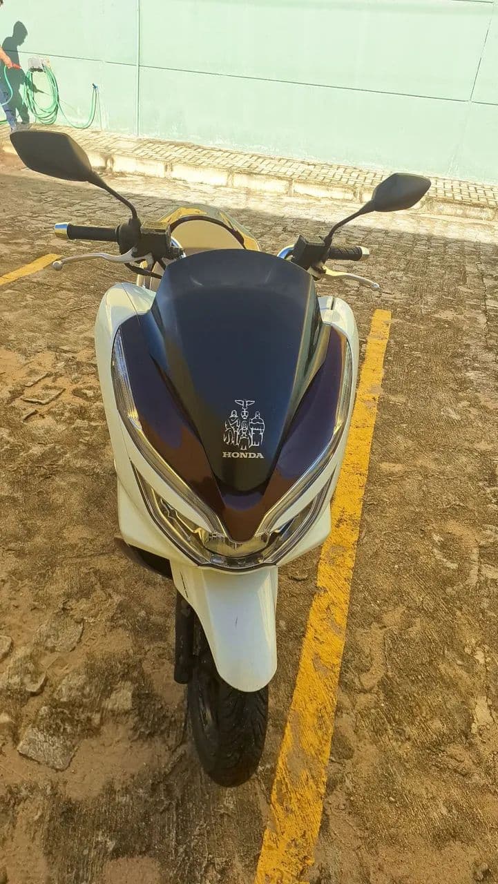 PCX 2021 DLX 