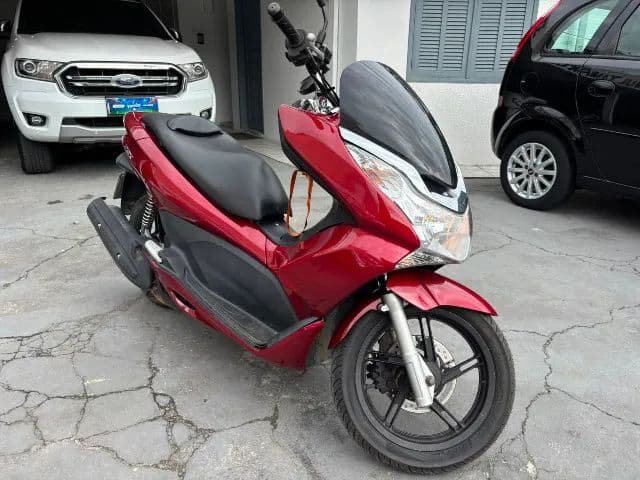 Honda Pcx 2014 com apenas 29 mil km 