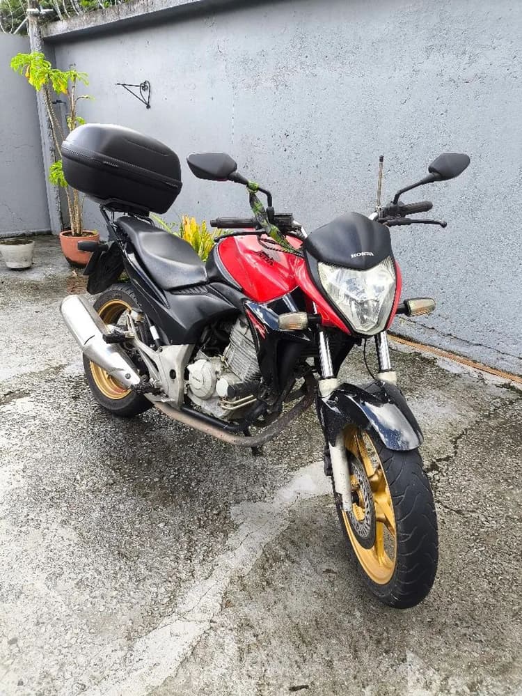 CB300R 2015 toda original 