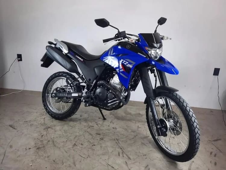 XTZ Lander 250