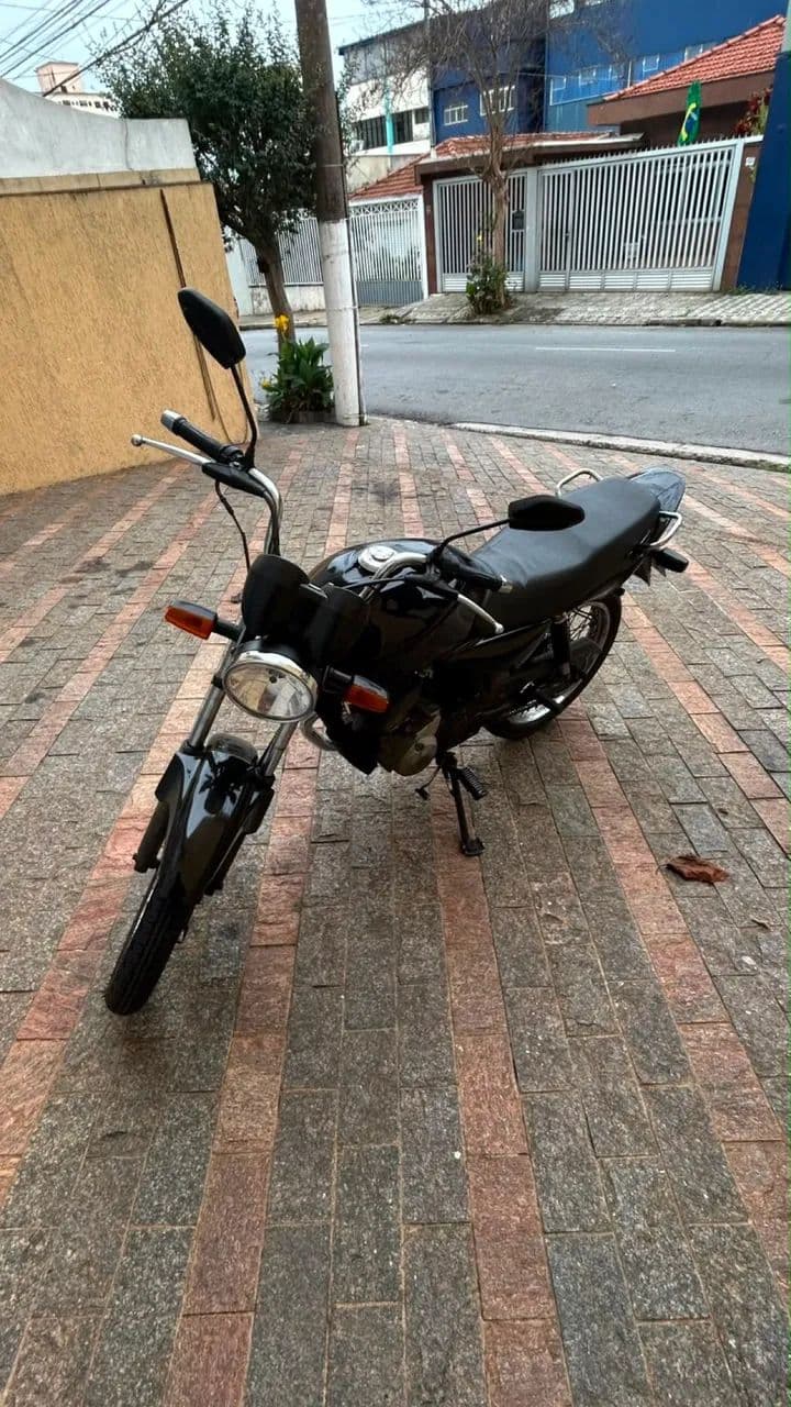 Titan 150 